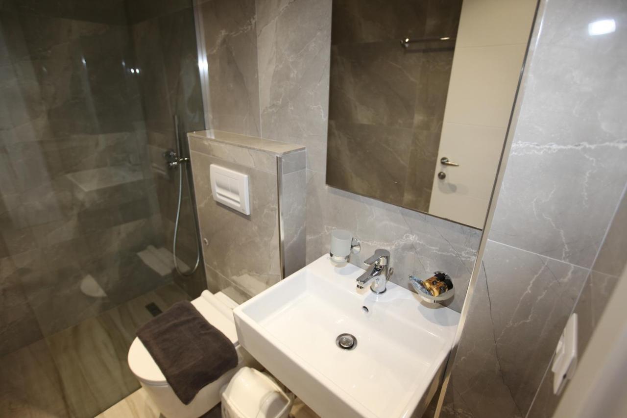 Hotel Bega Ksamil Esterno foto