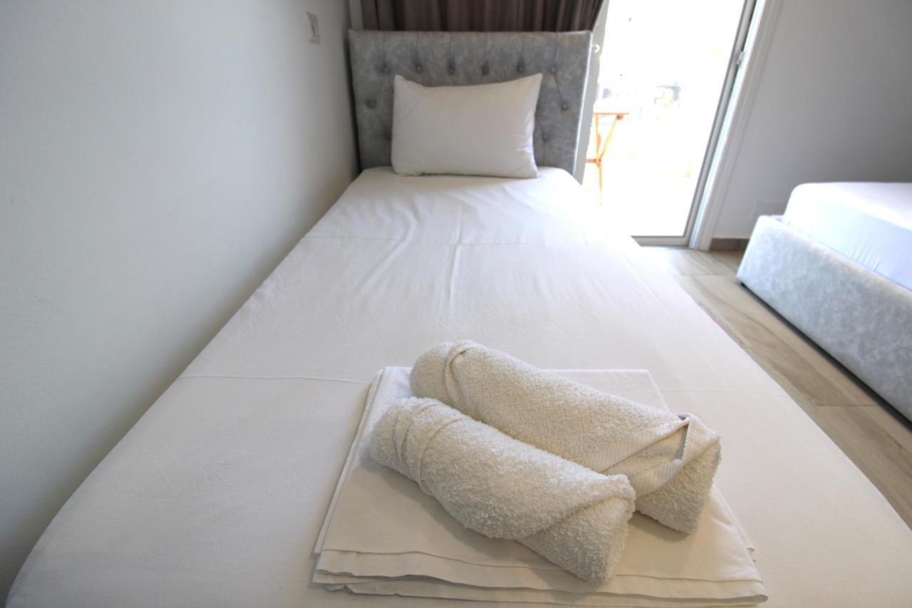 Hotel Bega Ksamil Esterno foto